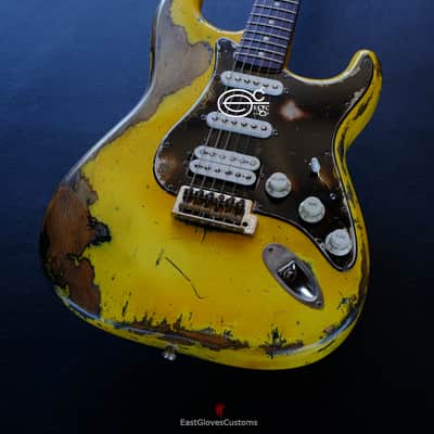 Fender Stratocaster HSS TV Yellow Heavy Aged Relic image 4