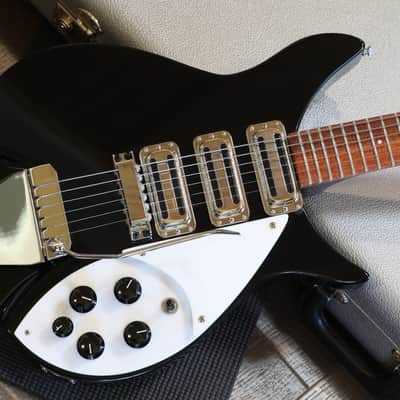 Minty! 2013 Rickenbacker 325V63 Electric Guitar JetGlo + OHSC image 2