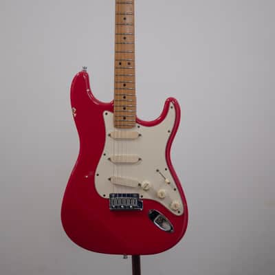 Fender USA Stratocaster Plus 1988 - in Raspberry Razzberry - Like John Mayer's image 12