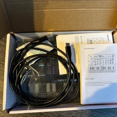 Behringer Pro VS Mini 4-Voice Hybrid Vector Synthesizer 2023 - Present - Black image 7