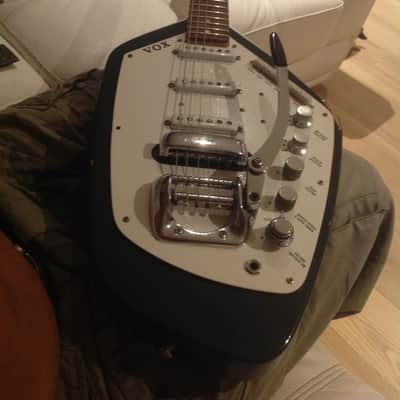 Vox  Phantom VI Special, Ian Curtis of Joy Division ,1965, Racing Green,made in England image 6