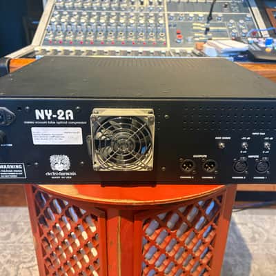 Electro-Harmonix NY-2A Stereo Compressor image 5