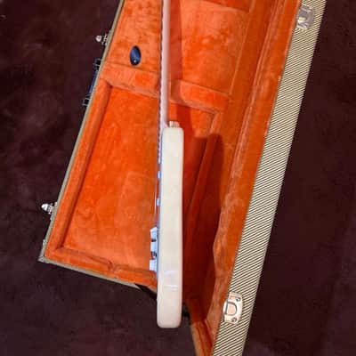 Fender Yngwie Malmsteen Artist Series Signature Stratocaster with Maple Fretboard 2007 - Present - Custom Shop - 1 of 2- Vintage White image 20