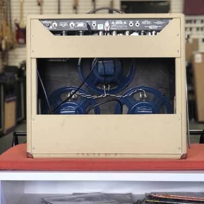 Fender Vibro-King Custom 60 Watt 3x10" Combo Tube Amplifier image 5