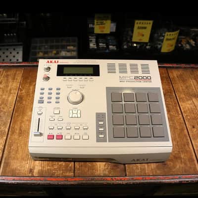 Akai MPC2000 MIDI Production Center 1997 - 2001 - Grey image 7