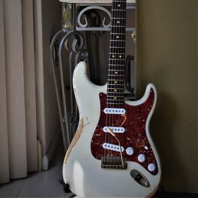Fender Stratocaster White Heavy Relic Rosewood Custom Shop 69's image 25