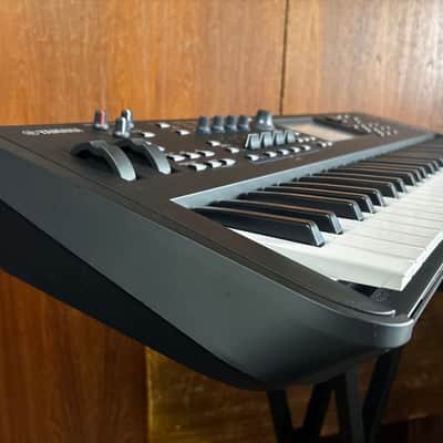 Yamaha MODX6+ 61 Semi-weighted Key Synthesizer w/ box image 6