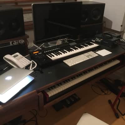 Sound Construction Supply SCS Keyboard 61 Studio Desk Black/Walnut image 8