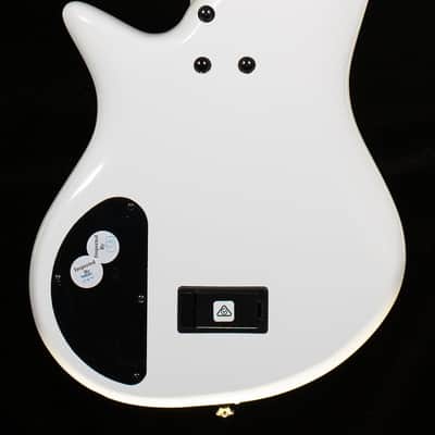 Jackson JS Series Spectra Bass JS3 Laurel Fingerboard Snow White Bass Guitar (235) image 4
