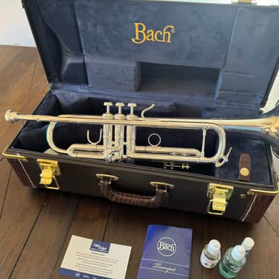 Bach Model LR180S37 Stradivarius Professional Bb Trumpet - Excellent Condition! image 11