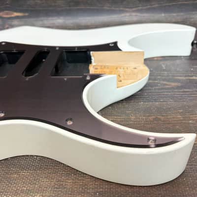 Ibanez Prestige RG2550Z Body Galaxy White Made in Japan image 3