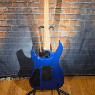 Jackson JS Series JS32Q DKA Dinky Archtop Amaranth Fretboard Transparent Blue image 13