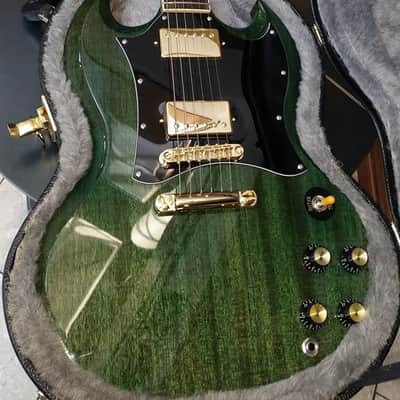 Woodbine Double Cut 2022 Emerald Green image 3