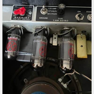 Fender Vibrolux 1978 silverface image 6