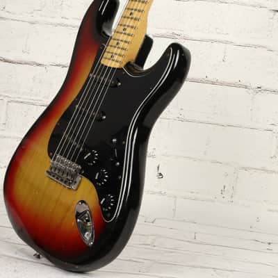 1977 Fender Stratocaster Sunburst Electric Guitar w/ Original Case image 10
