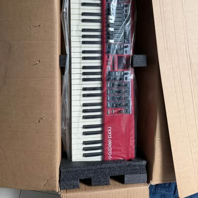 Nord Electro 6D SW61 Semi-Weighted 61-Key Digital Piano 2018 - 2022 - Red image 3
