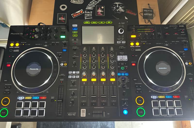 Pioneer XDJ-XZ 4-Channel Rekordbox / Serato All-In-One DJ System 2020 - Present - Black image 1