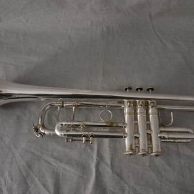 Trompeta Sib Bach Stradivarius 37 Corporation en muy buen estado image 5