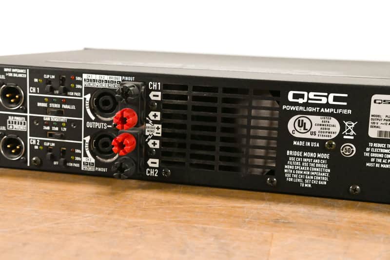 QSC PL340 Powerlight 3 Series 2-Channel Power Amplifier CG01043