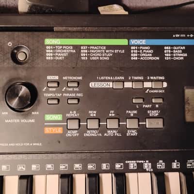 Yamaha PSR-E253 61-Key Portable Keyboard 2010s - Black image 4