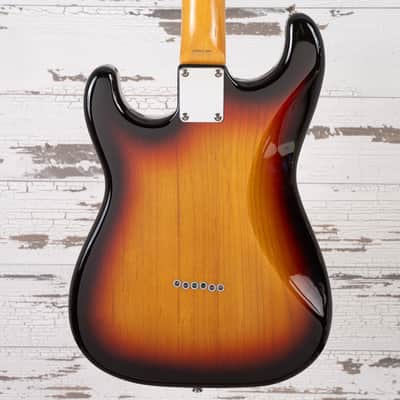 Fender Stratocaster XII 12-String 2002-2004 - 3 Tone Sunburst image 6