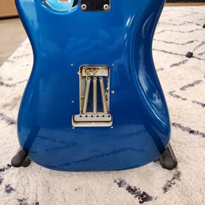 Fender American Vintage '57 Stratocaster - 1988 - Lake Placid Blue image 4