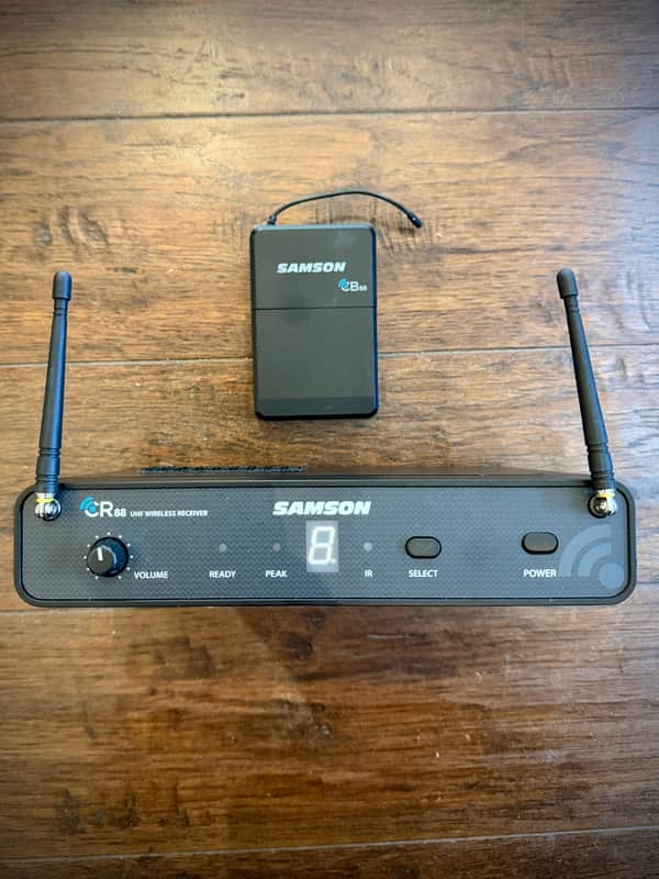 Samson Concert 88 16-Channel True-Diversity UHF Wireless Earset Mic System - C Band (542-566 MHz) image 1