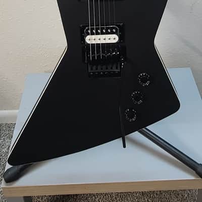 Dean Z X Floyd Rose Excellent Cond, Like new? - Black image 2