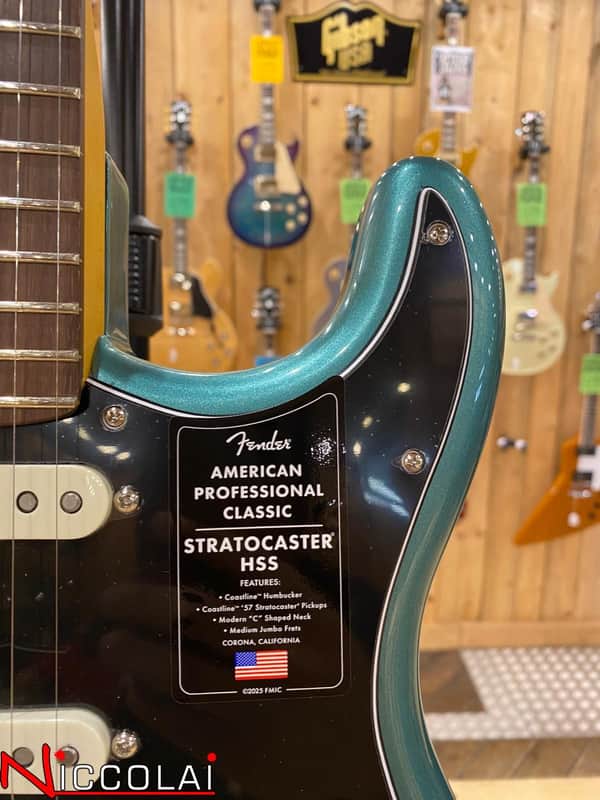 Fender American Professional Classic Stratocaster HSS, Rosewood Fingerboard, Faded Sherwood Green Metallic image 1