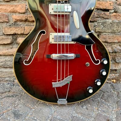 Eko Barracuda Bass Vintage 60s Made in Italy Red Sunburst image 2