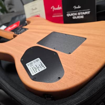 Fender American Acoustasonic Stratocaster 2020 BRAND NEW Sunburst Mahogany Body Spruce Top Semi-Hollow Body USA Fishman Piezo Noiseless Pickup Acoustic-Electric Guitar image 9