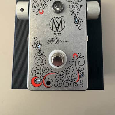 SM FUZZ | Limited Edition All Black Red Dot NKT275 SM Fuzz