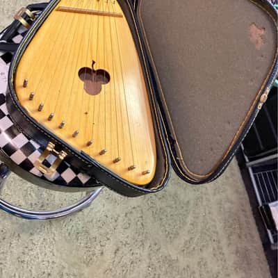 CLUB brand Zither Harp folk instrument with case image 8