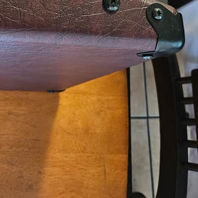 Traynor YCV40WR Custom Valve 40-Watt 1x12" Guitar Combo - Wine Red image 11