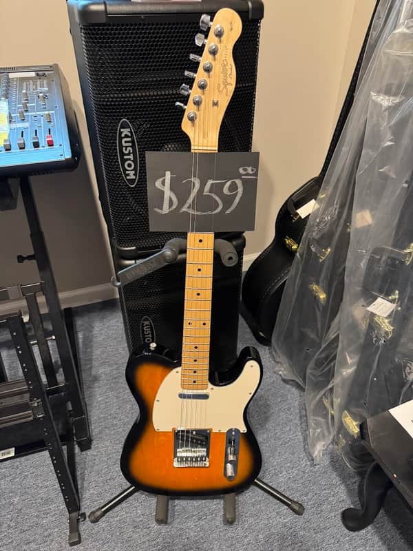 Squier Affinity Telecaster with Maple Fretboard, Top Loader Bridge 2012 - 2021 - 2-Color Sunburst image 1