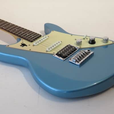Line 6 James Tyler JTV-69 Variax Electric Guitar - Lake Placid Blue image 10