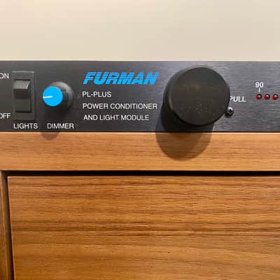 Furman PL-Plus Power Conditioner and Light Module 2000s - Black image 2