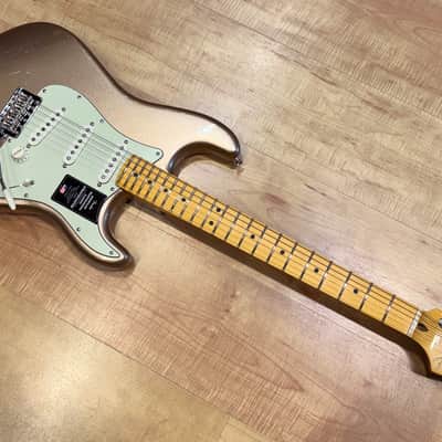 Fender American Professional Classic Stratocaster Electric Guitar 2025 - Faded Firemist Gold image 12