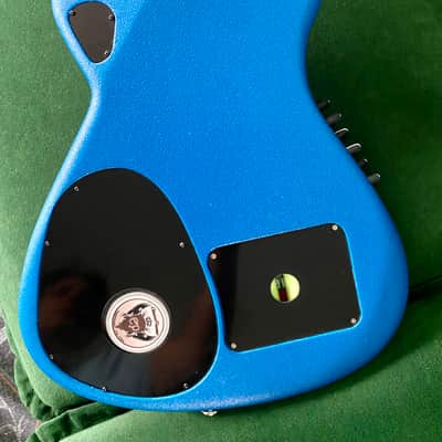 Electrophonic Model one Guitarmadillo - Blue image 12
