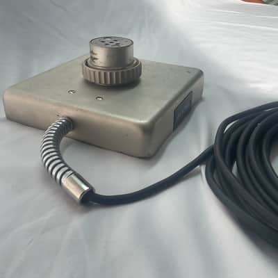 Neumann CMV3 BASE TABLE ORIGINAL ULTRA VINTAGE image 3
