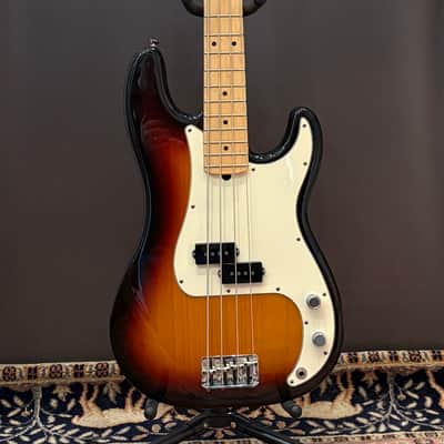 2005 Fender American Precision Bass image 3