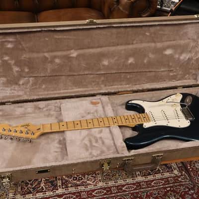 Fender 1987 American Standard Stratocaster Metalic Blue image 9