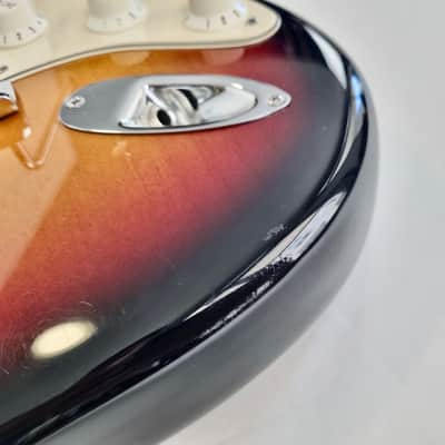 Fender Stratocaster American Standard 2003 Sunburst image 8