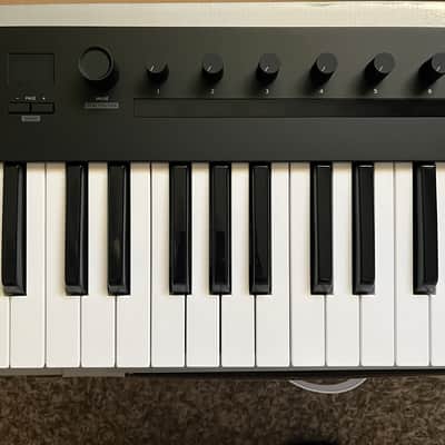 Korg Keystage 61-Key MIDI Controller 2024 - Present - Black image 4