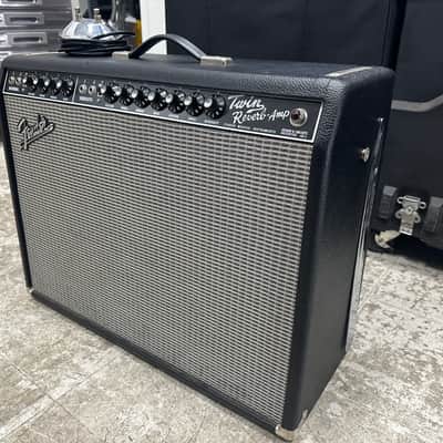 Fender '65 Twin Reverb Reissue 85-Watt 2x12" Guitar Combo 1991 - Present - Black image 2