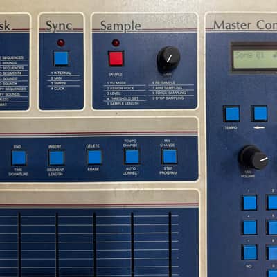 E-MU Systems SP-12 8-Voice Drum Sampler 1985 - 1987 - Blue image 4