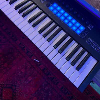 Novation Launchkey 37 MKIII MIDI Keyboard Controller 2020 - Present - Black