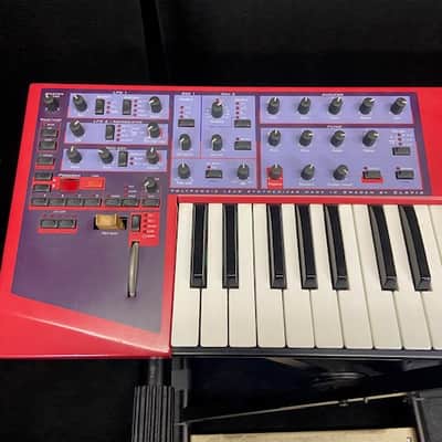Nord Lead 49-Key 4-Voice Polyphonic Synthesizer 1995 - 1997 - Red image 2