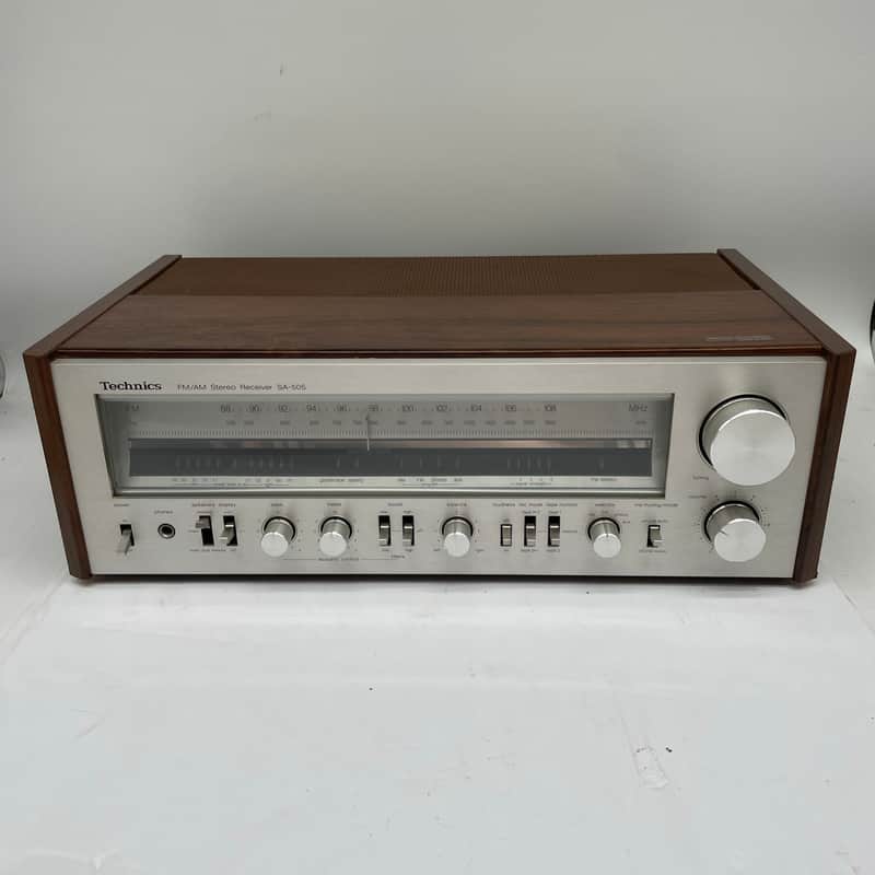 Technics SA-505 FM/AM Stereo Receiver VTG Japan Silverface Wood *TESTED WORKING image 1