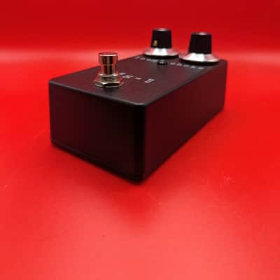 Discordance Electric cfz-1 Gated Comparator Fuzz image 2